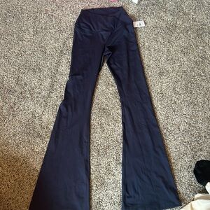 Navy blue leggings